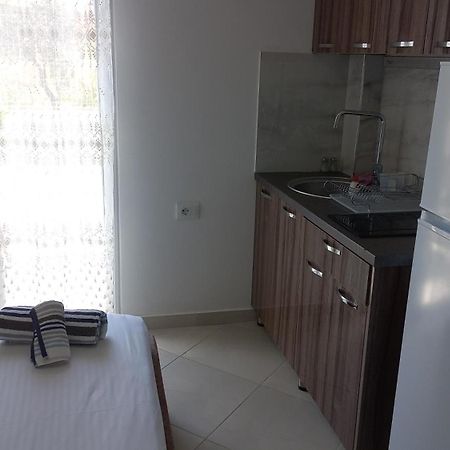 Arjan Dyli Guesthouse Ksamil Habitación foto